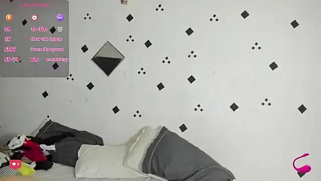 StripChat samaramour is Freechat samaramour — SQUIRT IN FREE SHOW