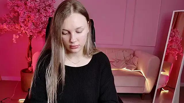 StripChat SandraLindsey is Private SandraLindsey — For a radiant smile