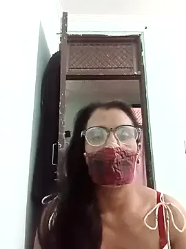 Freechat sanjana077 on StripChat