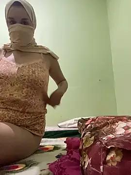 SaraChouchou on StripChat 