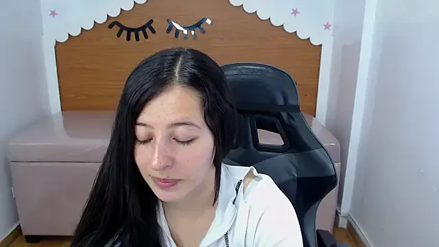 Freechat scarlett_percy_t on StripChat