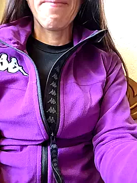 Freechat sexy7883 on StripChat