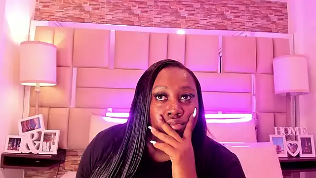 Freechat ShaniaBrownn on StripChat