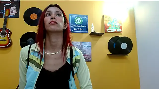 Freechat skinnyverus18 on StripChat