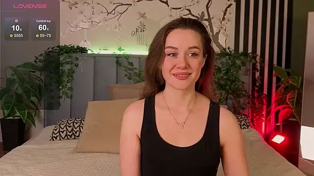 Private SkyHelen on StripChat