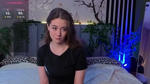 Private SkyHelen on StripChat