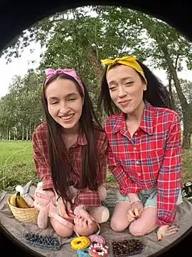 Freechat SnappyHappy on StripChat