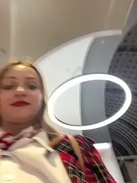 Freechat SneakyDomina_Tattii on StripChat