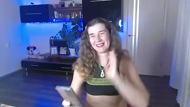 Freechat SofiaBoone on StripChat