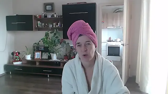 Freechat SofiaBoone on StripChat