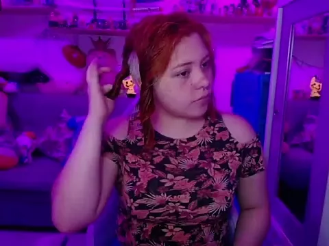 Freechat soficammy on StripChat