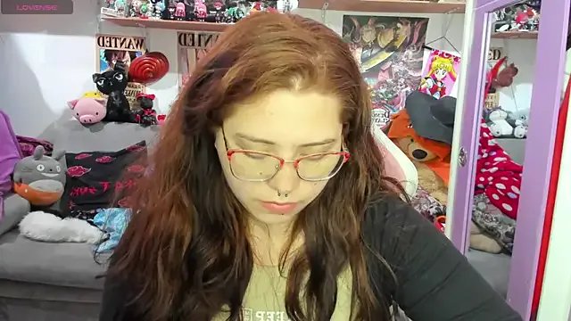 Freechat soficammy on StripChat