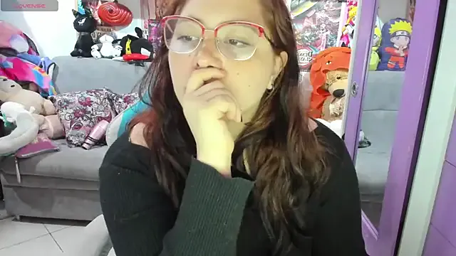 Freechat soficammy on StripChat