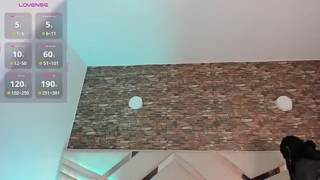 Freechat sophie_pariss on StripChat