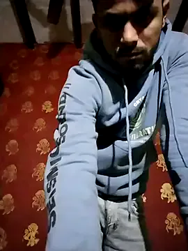 Freechat Stubborndesiboy on StripChat