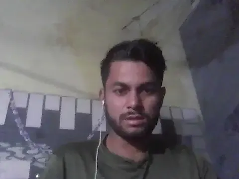 Freechat Stubborndesiboy on StripChat