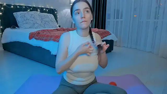 Freechat sweete_chantal on StripChat