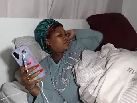 Freechat SweetieQueen1 on StripChat