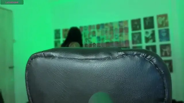 Freechat Tellme_Alexa on StripChat