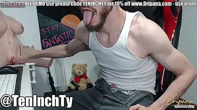 Freechat teninchty on StripChat