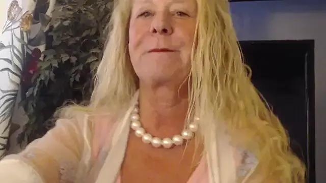 THESensualhorny — Spoil my old pussy 