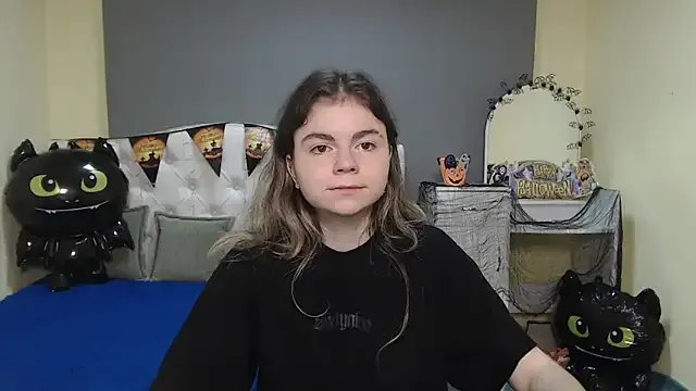 Private TinaRedly on StripChat