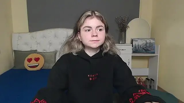 Private TinaRedly on StripChat