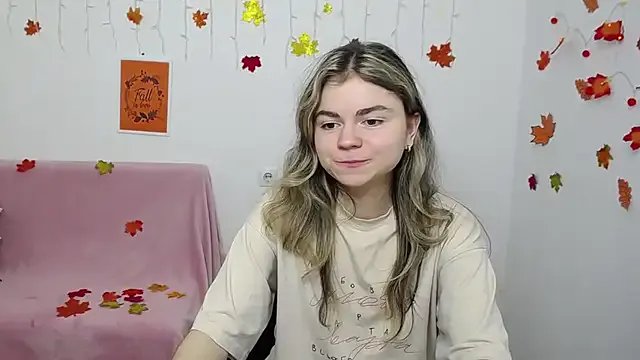 Private TinaRedly on StripChat