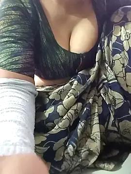 Freechat tmanana_ on StripChat