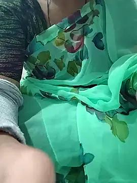 Freechat tmanana_ on StripChat