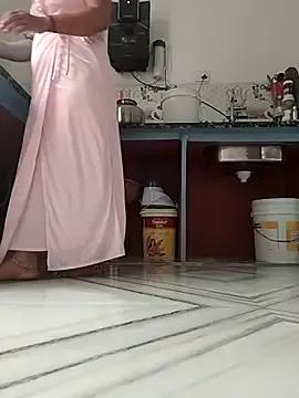 Freechat tmanana_ on StripChat