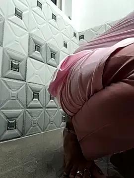 Freechat tmanana_ on StripChat