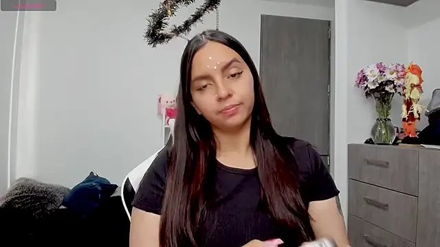 Freechat Valery7rose_ on StripChat