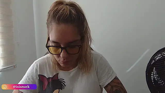 Freechat ValkyriaRose on StripChat