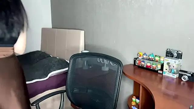 Freechat VelinaRose on StripChat