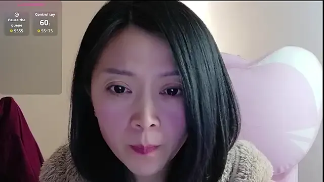 Freechat xiaojie_jie on StripChat