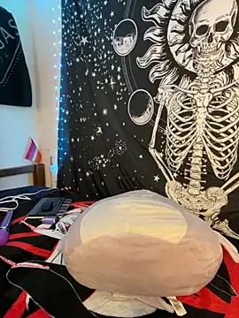 Freechat xoktty on StripChat