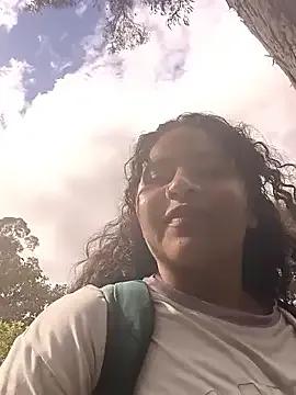 Yaya_watson — Make my pussy creamy and wet