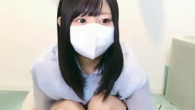 StripChat YUTSU_KI is Freechat YUTSU_KI — remove the button