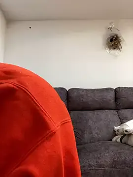 Freechat yuuki8910 on StripChat