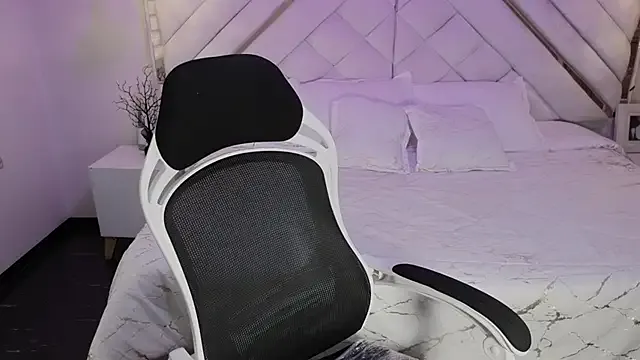 Private zoevg on StripChat